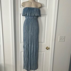 Off-Shoulder Maxi Dress Size S